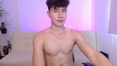 adrian morelli online show from March 28, 7:13 pm