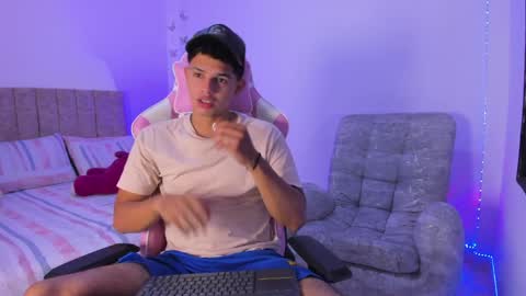 ADRIAN online show from April 8, 6:52 pm