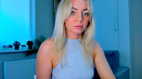 Adriana online show from March 21, 1:16 pm