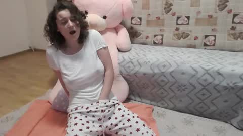 Snapshot of adriana_elvis chatting on December 3, 2:16 pm adriana online show from December 3, 2:16 pm