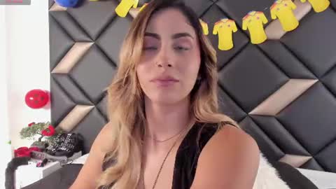 Snapshot of adrianaharlow chatting on July 9, 5:39 pm Adriana Harlow online show from July 9, 5:39 pm