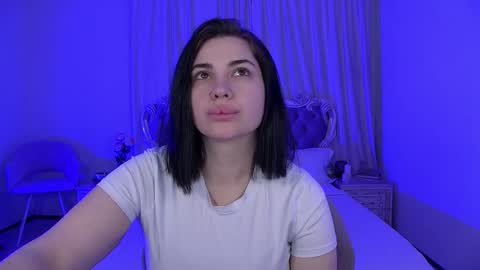 AdrianaTores online show from February 6, 5:45 am