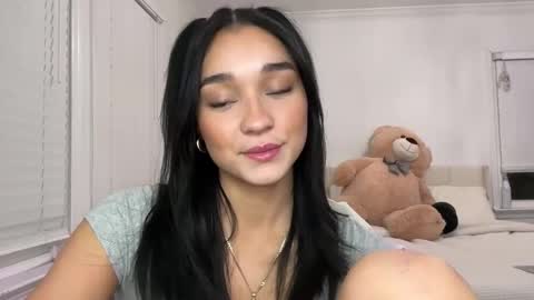 Snapshot of adriannarodriguez chatting on January 24, 1:35 am Adrianna online show from January 24, 1:35 am