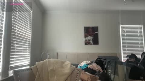 Snapshot of adriannarodriguez chatting on September 13, 6:18 pm Adrianna online show from September 13, 6:18 pm