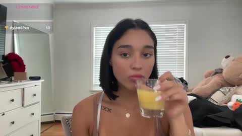 Snapshot of adriannarodriguez chatting on October 12, 5:01 pm Adrianna online show from October 12, 5:01 pm