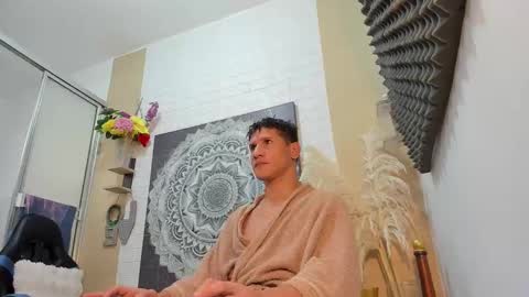 Snapshot of adriano_bigcock chatting on February 1, 2:37 pm Adrian online show from February 1, 2:37 pm