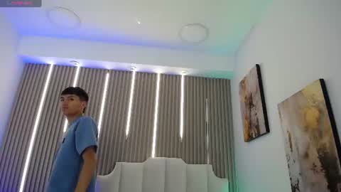 Snapshot of adrianstark_ chatting on June 17, 1:01 pm adrianstark_ online show from June 17, 1:01 pm