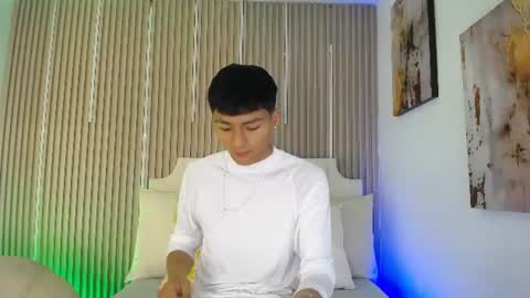 Snapshot of adrianstark_ chatting on June 24, 12:37 pm adrianstark_ online show from June 24, 12:37 pm