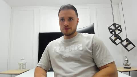 Adrein Roche online show from October 15, 10:43 pm