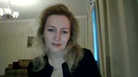 Snapshot of aeroliss chatting on April 9, 4:45 pm aeroliss online show from April 9, 4:45 pm