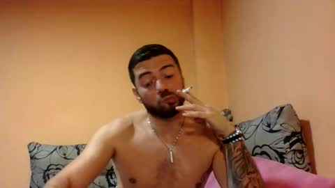 Snapshot of aerthurethan chatting on October 15, 7:47 pm aerthurethan online show from October 15, 7:47 pm