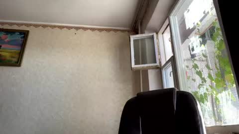 Snapshot of aevra chatting on June 21, 3:58 pm vegans taste better online show from June 21, 3:58 pm