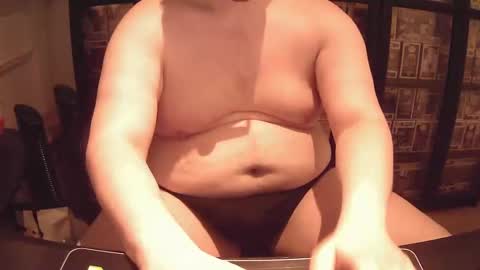 Snapshot of afattytowatch chatting on December 11, 10:49 pm afattytowatch online show from December 11, 10:49 pm