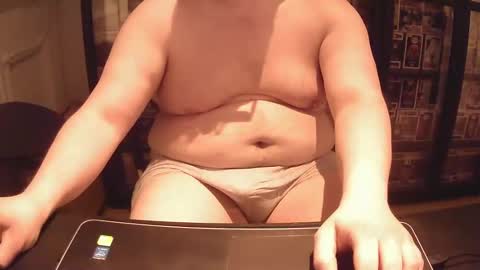 Snapshot of afattytowatch chatting on February 18, 10:36 pm afattytowatch online show from February 18, 10:36 pm