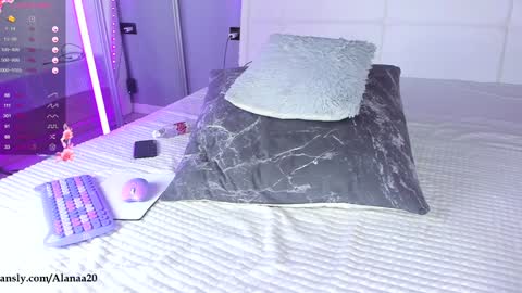 affroditta online show from January 4, 6:40 pm