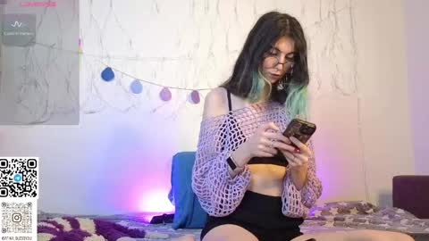 Snapshot of afina_blessyou chatting on April 30, 3:02 am Afina online show from April 30, 3:02 am