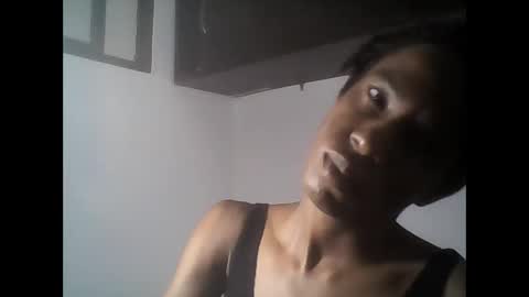 Snapshot of africadeluxe chatting on May 22, 11:49 am Africa online show from May 22, 11:49 am