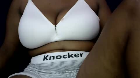 african_adasa02 online show from November 5, 9:48 pm