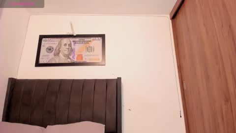 sofia online show from November 24, 11:21 am