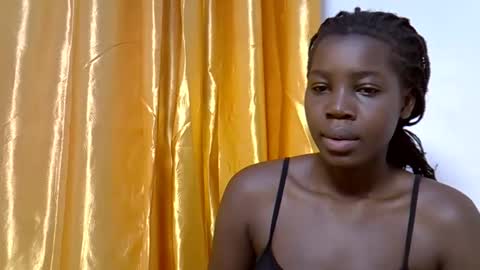 Snapshot of afrikan_desire chatting on February 17, 2:35 pm afrikan_desire online show from February 17, 2:35 pm