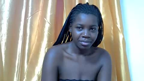 Snapshot of afrikan_desire chatting on February 24, 11:19 am afrikan_desire online show from February 24, 11:19 am