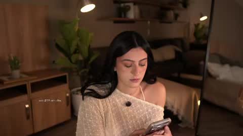 Snapshot of afrodita__25 chatting on July 15, 5:18 pm Emma online show from July 15, 5:18 pm