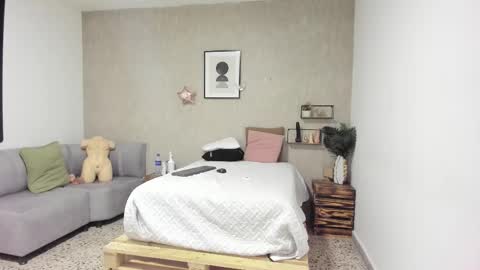 Snapshot of afrodita_martinez chatting on October 11, 6:45 am Afrodita online show from October 11, 6:45 am