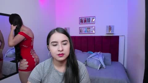 Snapshot of afroditaandsoffi chatting on February 21, 12:06 pm Afrodita Chery y Hermione online show from February 21, 12:06 pm