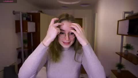 Kind sensual Emma fav pattern 2266 online show from February 20, 3:25 am