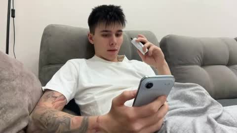 Mark online show from April 25, 8:06 pm