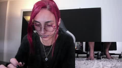 Agata Collinss online show from March 30, 6:47 am