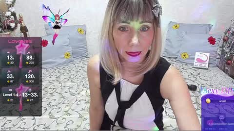 Snapshot of agatafox chatting on December 25, 11:22 am Agata online show from December 25, 11:22 am