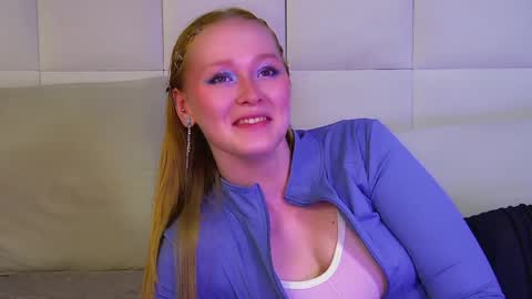 AgataFoxley online show from April 29, 6:36 pm