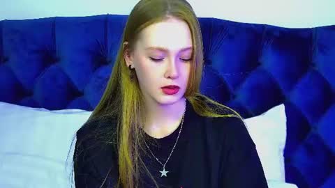 AgataFoxley online show from June 19, 6:51 am