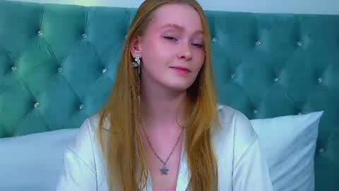 AgataFoxley online show from June 21, 7:49 pm