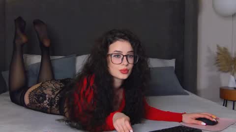 Snapshot of agatamercer chatting on June 1, 4:20 pm Agata online show from June 1, 4:20 pm
