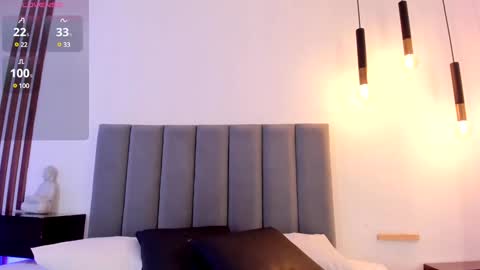 Snapshot of agatarose1 chatting on December 19, 10:56 am AgataRose online show from December 19, 10:56 am