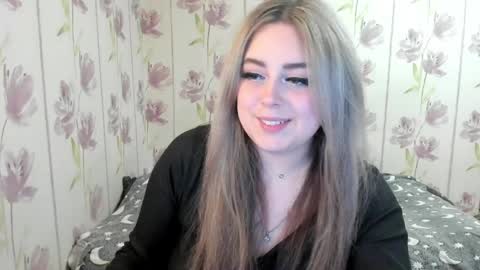 Snapshot of agatasweeti chatting on May 20, 9:43 pm Agata online show from May 20, 9:43 pm