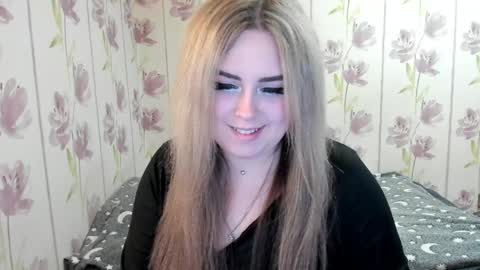 Snapshot of agatasweeti chatting on May 27, 9:56 pm Agata online show from May 27, 9:56 pm