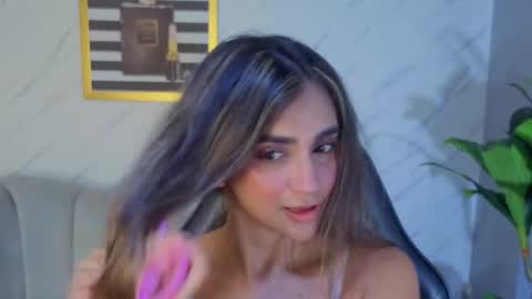Snapshot of agatha_brooks_t chatting on April 21, 12:33 pm AGATHA online show from April 21, 12:33 pm