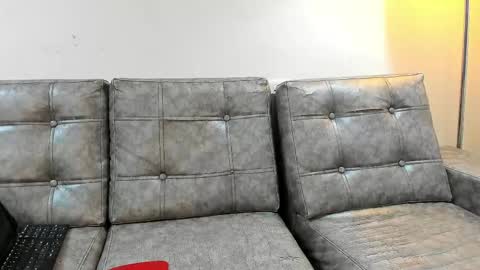 Snapshot of agatha_foxy1 chatting on April 20, 6:05 am NATASHA online show from April 20, 6:05 am