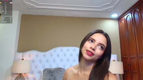 Snapshot of agatha_lenon chatting on February 8, 10:40 pm Agatha online show from February 8, 10:40 pm