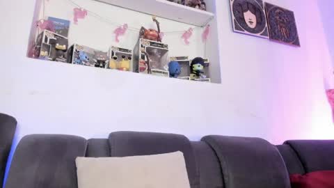 Snapshot of agathaa_ks_ chatting on May 18, 4:07 am Camila 2 online show from May 18, 4:07 am