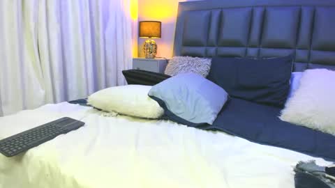 Snapshot of agathachristie2211 chatting on February 26, 12:05 am agathachristie2211 online show from February 26, 12:05 am