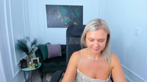 Agatha online show from February 5, 7:29 pm