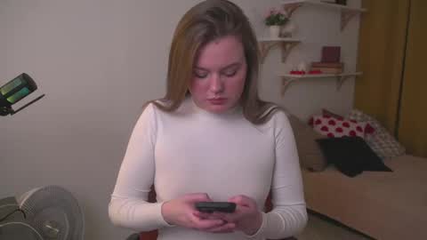 agatthgris online show from February 22, 8:40 pm