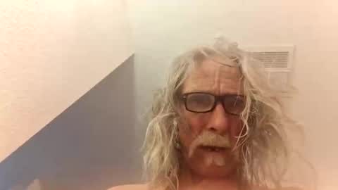 Snapshot of agedhardwood59618233 chatting on November 11, 7:03 pm agedhardwood59618233 online show from November 11, 7:03 pm