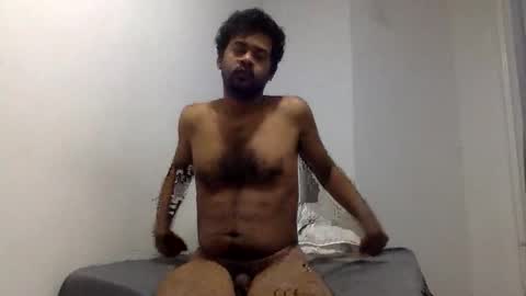 aggaggs online show from November 28, 10:45 pm