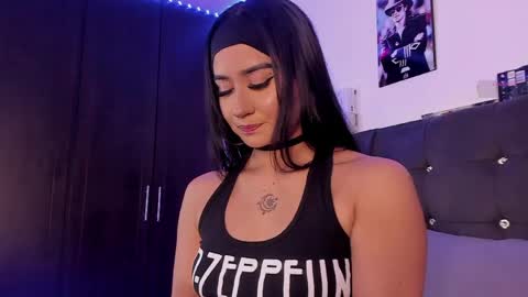 Snapshot of aggie_swett chatting on June 7, 12:26 am Maggie online show from June 7, 12:26 am