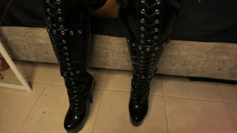 agnes_jones online show from April 23, 4:46 am